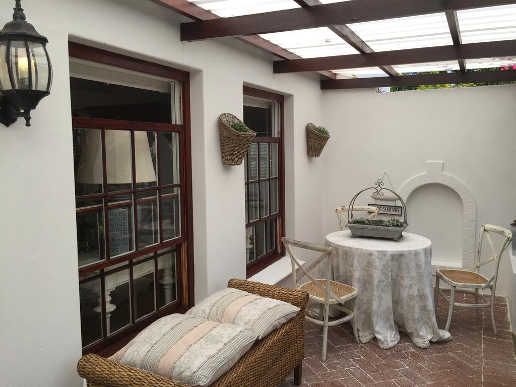 The White Manor Bed & Breakfast เคปทาวน์ ห้อง รูปภาพ