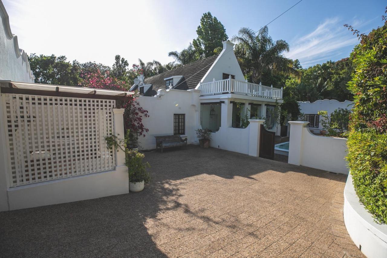 The White Manor Bed & Breakfast เคปทาวน์ ภายนอก รูปภาพ